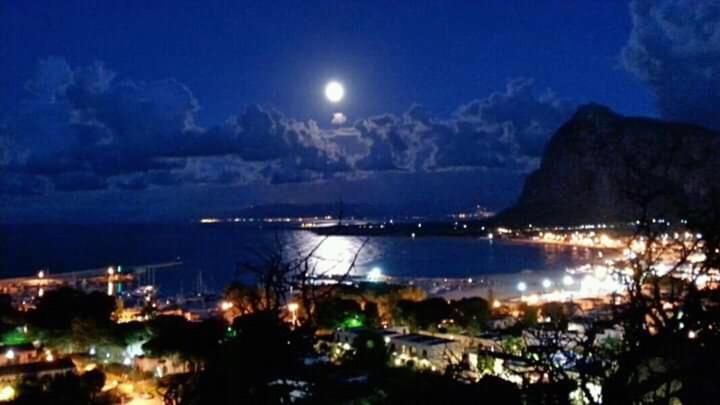 B&B Verso Il Faro San Vito Lo Capo Bagian luar foto